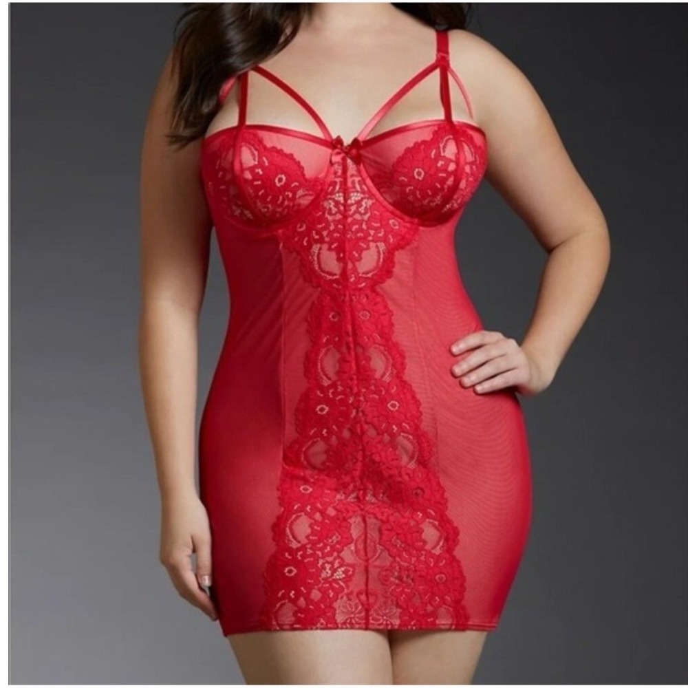Torrid Red Lace Mesh Caged Chemise‎ Lingerie Plus Size 3 Strappy Slip
